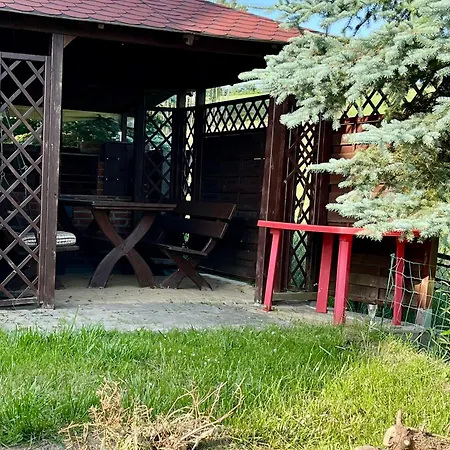 Dom Na Wzgorzu Z Widokiem Na Jezioro Gasthuis