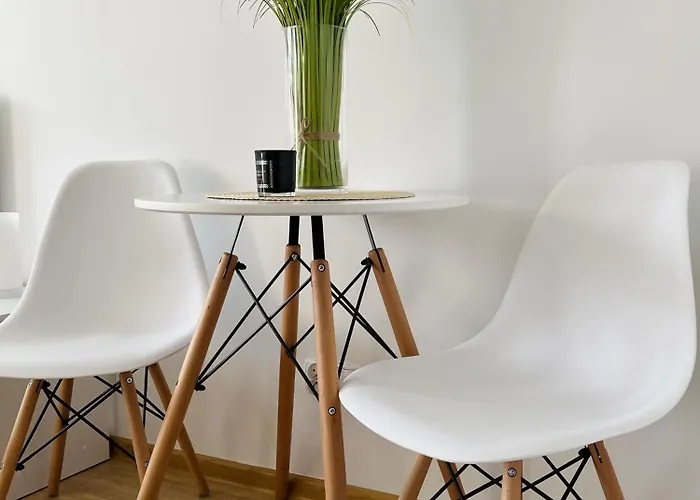 بيت ضيافة Dom Na Wzgorzu Z Widokiem Na Jezioro