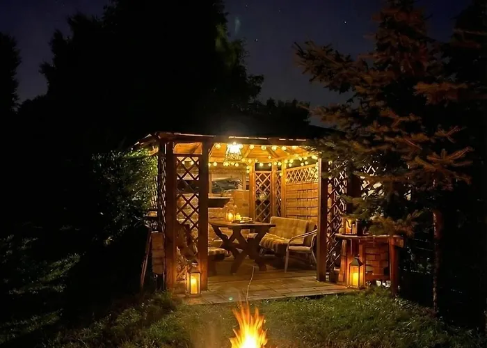 Dom Na Wzgorzu Z Widokiem Na Jezioro 3*